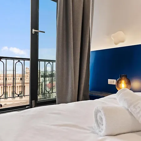 2br With Balcony On Calea Victoriei *